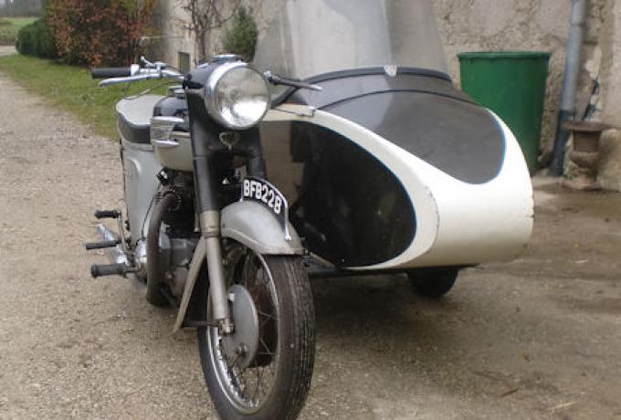Triumph Thunderbird 649cc and Watsonian Sidecar