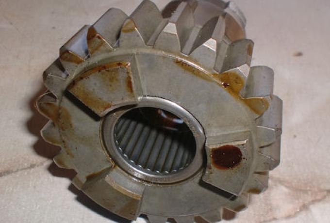 Triumph Getriebehauptwelle 5. Gang kompl.