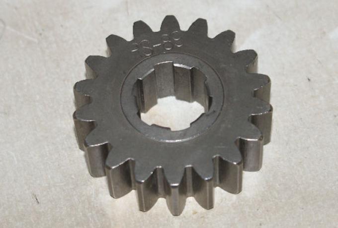 Norton Commando  Vorgelegewelle 4. Gang,  18Z. 