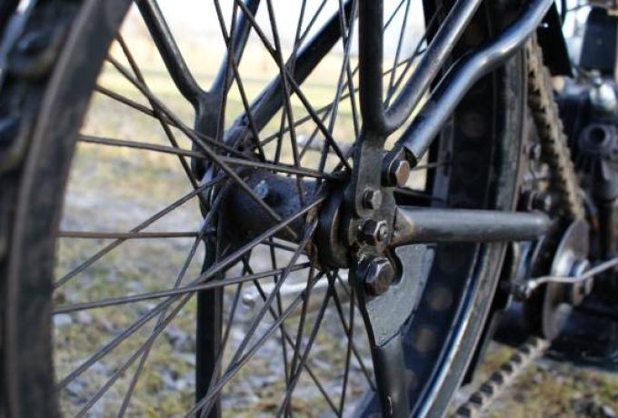 Douglas 2 3/4 HP  1922