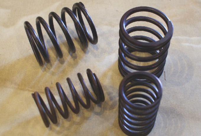 Jap.J.A.P. Brough Superior. Valve Spring. Pair 500.600cc. 1924-34. O.H.V.
