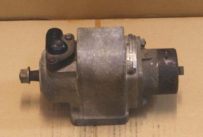 Lucas Magneto 08/1952 used