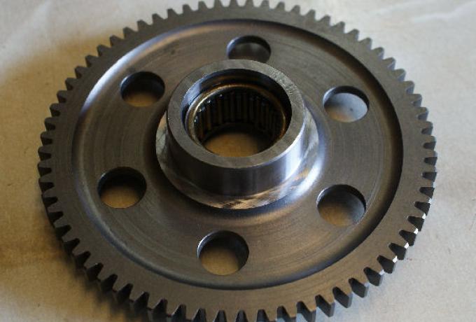 Norton Starter Drive Gear C/W Needle Bearing