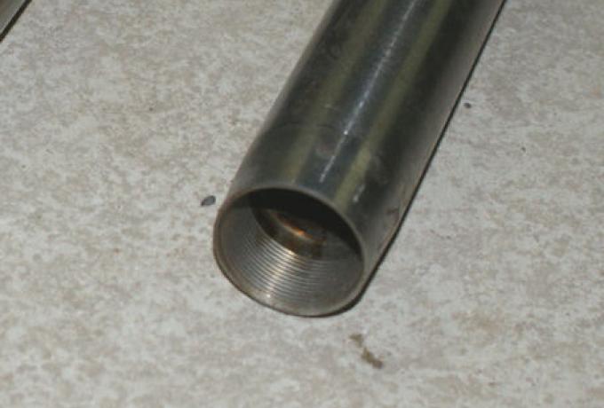 Triumph Gabelrohre Paar 1971-72. 1973 konische Nabe