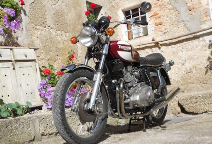 Triumph T160  740 cc  1975
