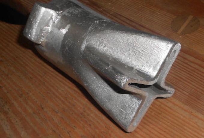 Brough Superior Auspufftopf Ende Kreuzform