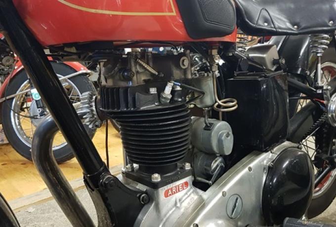 Ariel Red Hunter 350  1951