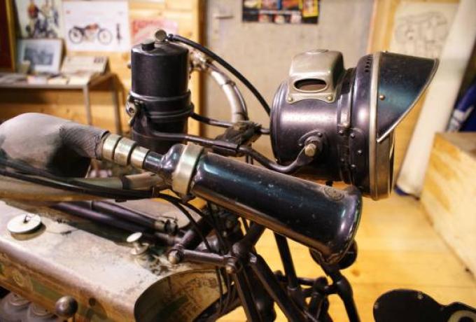 Triumph SD 1925 557cc original paint