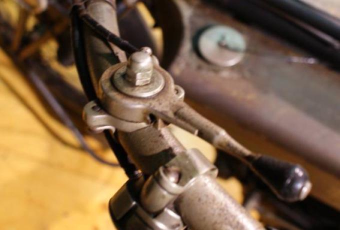 Triumph SD 1925 557cc original paint