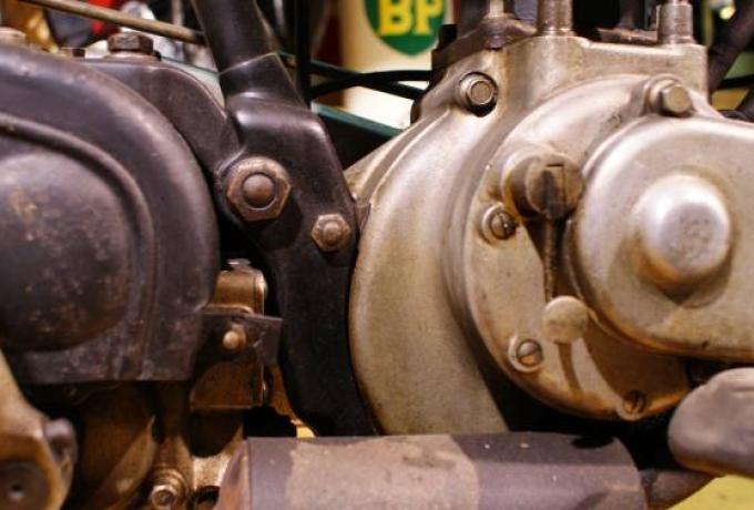 Triumph SD 1925 557cc original paint