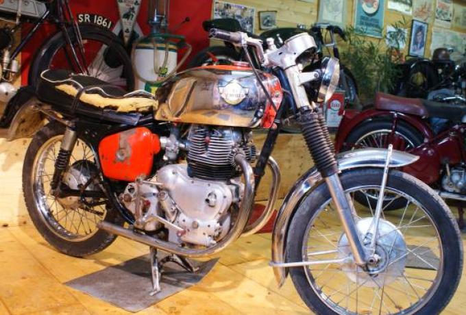 Royal Enfield Interceptor 736 cc   1965