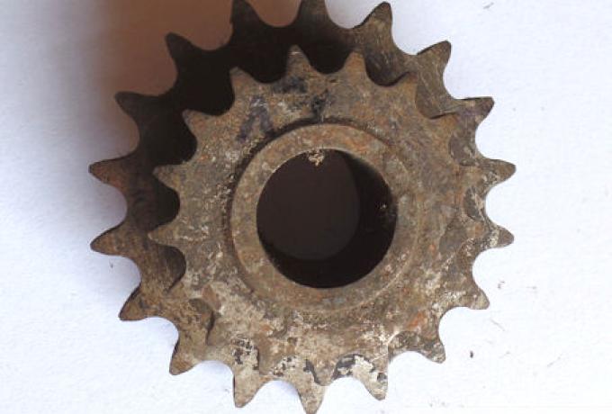AJS/Matchless Engine Sprocket 18/17 Teeth ID: 22mm used/NOS