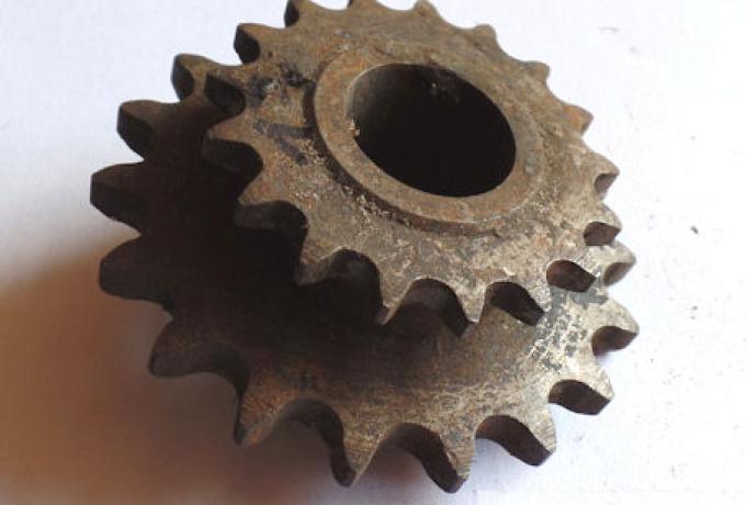 AJS/Matchless Engine Sprocket 18/17 Teeth ID: 22mm used/NOS