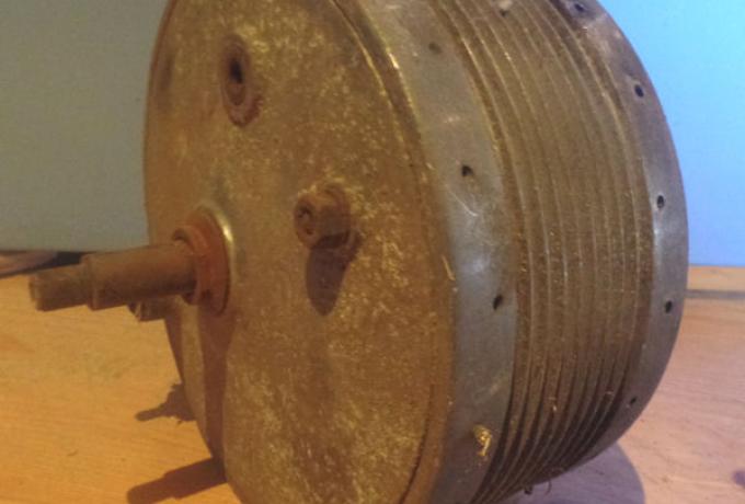 Hub used Front 1954 Ajs. Matchless.