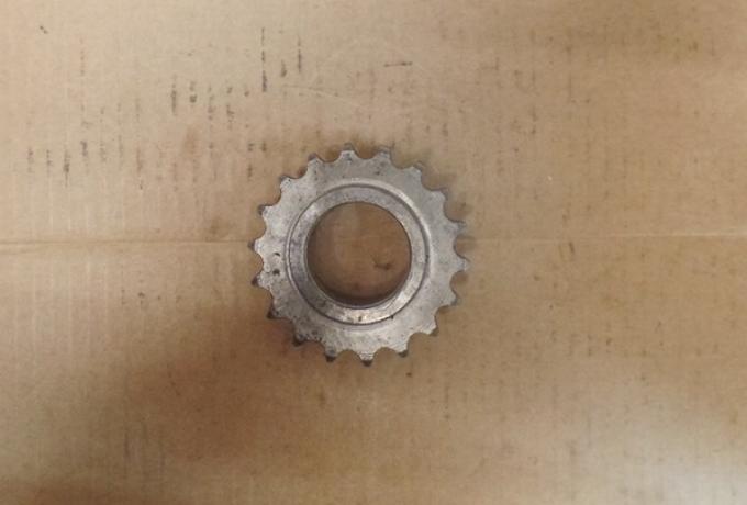 BSA A7/A10 Engine Sprocket 18T.  2-lobe NOScam 