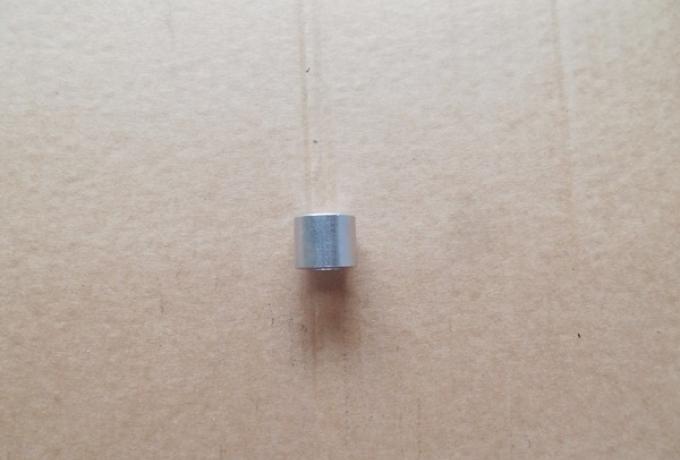 Triumph Distanzstück für Scheinwerfer