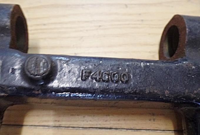 Triumph Hinterradschwinge NOS