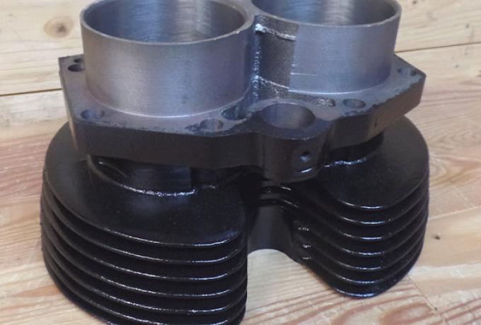 Triumph Cylinder 750 cc.T140 Unit Construction new 1973-