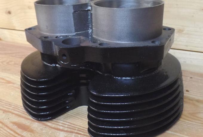 Triumph Cylinder 750 cc.T140 Unit Construction new 1973-