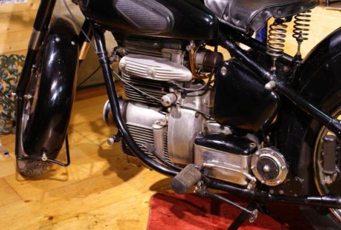 Sunbeam S8. 500cc OHC. 1954