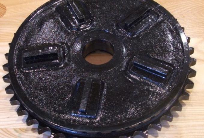 Norton Commando MK3 Kettenrad/Bremstrommel hinten   42Z