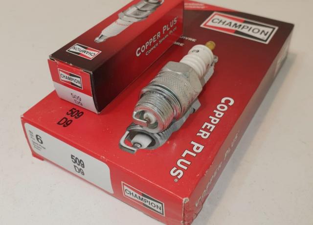 Spark Plug Champion D9. 18mm Box of 6