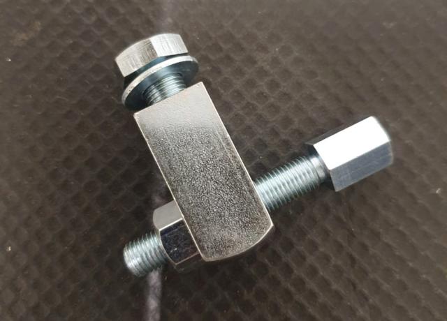 Norton P11/G15/N15 Gearbox Adjuster Assembly