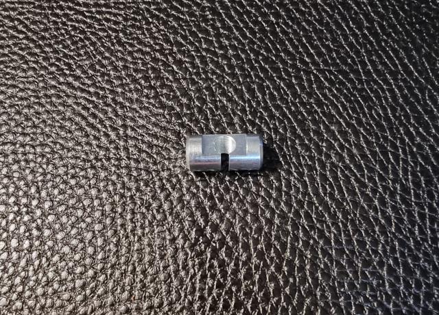 Triumph T150 Roller Throttle Linkage