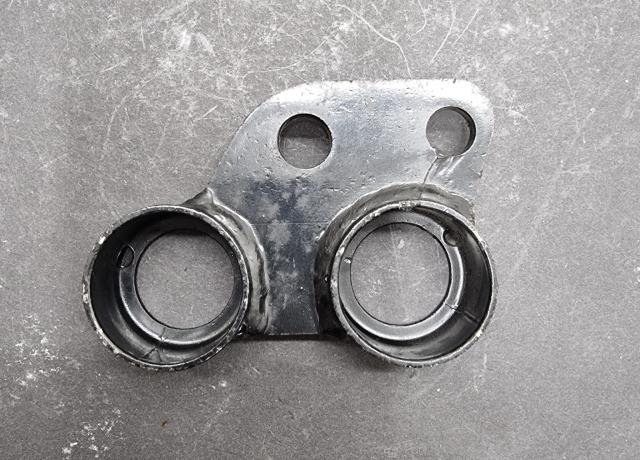 Triumph T160 Footrest Plate RHS