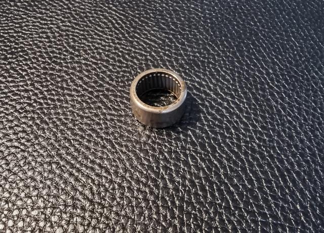 Triumph T160 Needle Roller