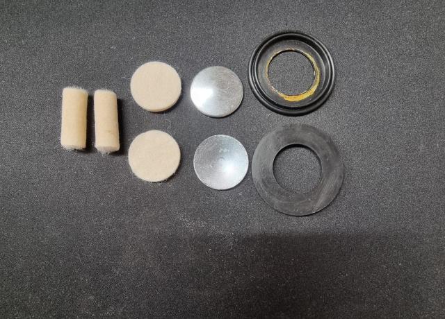 Norton Commando 1975 - 1978 Swinging Arm Welch Plug Set