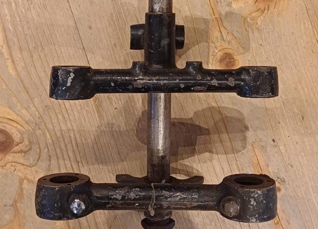 AJS/Matchless G3L Fork crown. Head Stem. Handlebar Lug used