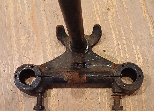 AJS/Matchless G3L Bottom Yoke. Head Stem. usedAJS/Matchless G3L Bottom Yoke. Head Stem. used