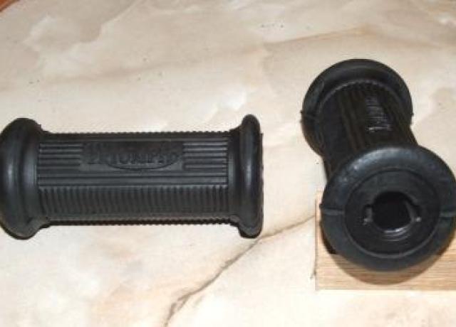 Triumph Footrest Rubbers /Pair with Logo