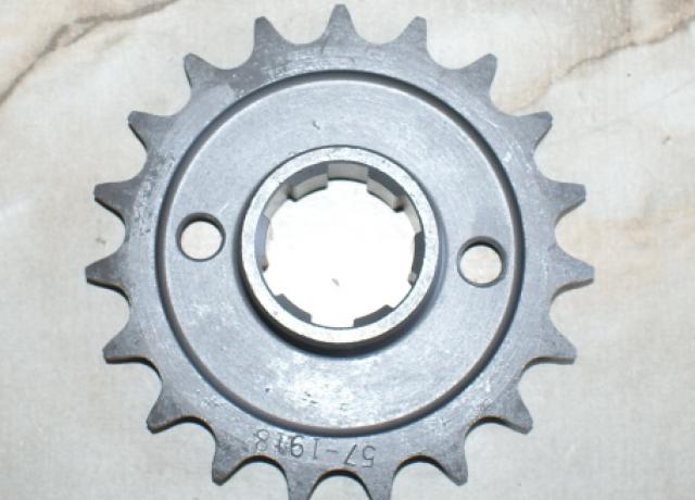 Triumph Gearbox Sprocket 19T. Triumph 4-Speed