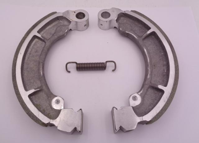 Vincent Brake Shoes / Pair with Spring