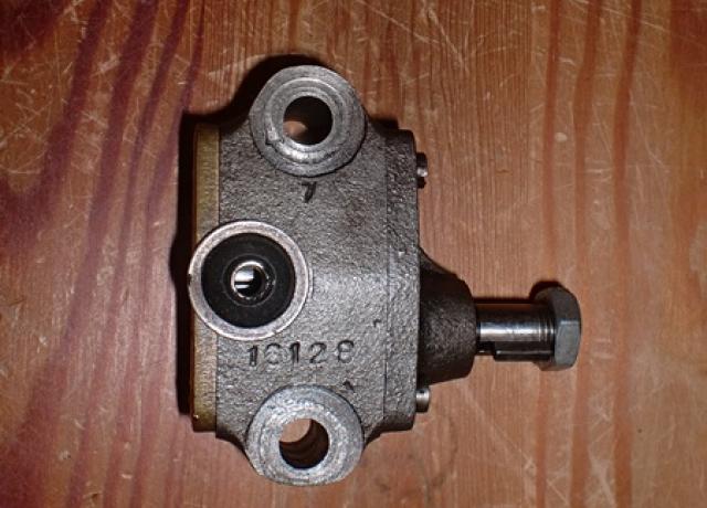 Norton Oil Pump 16128 used