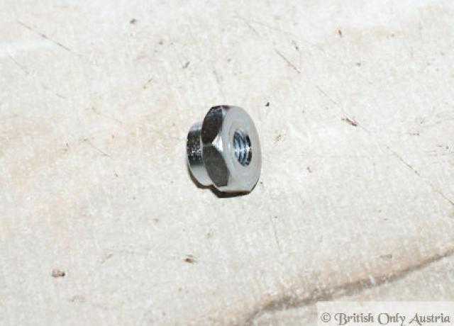 Triumph Mutter für Batteriehalterung