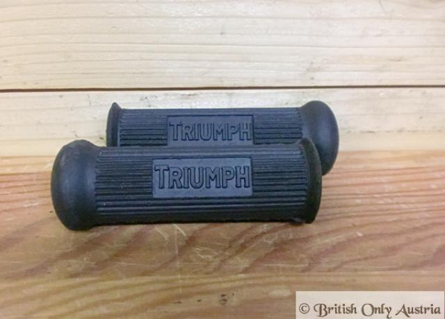 Triumph Footrest Rubbers rear with Logo / Pair closed end