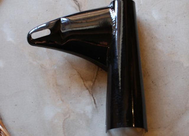 Triumph Linke Scheinwerferhalterung 