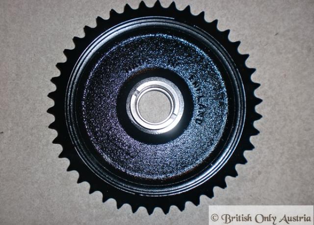 Norton Commando MK3 Kettenrad/Bremstrommel hinten   42Z