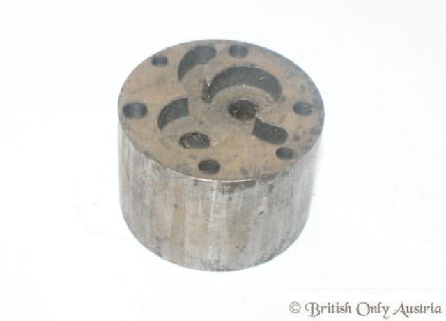 Triumph Trident Ölpumpen Gehäuse / unfertig