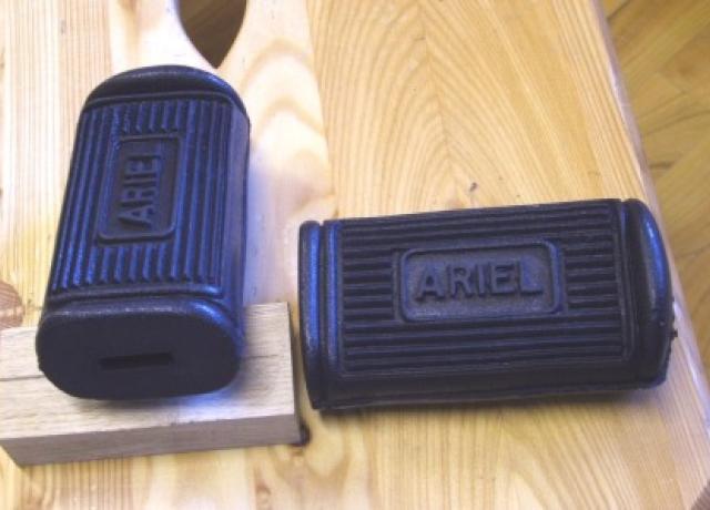 Ariel Footrest Rubbers with Logo Back and Front /Pair 1927-32