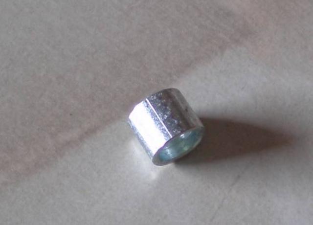 Norton Distanzstück für Öltank 5/16" dick 