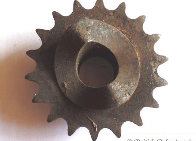 AJS/Matchless Engine Sprocket 18/17 Teeth ID: 22mm used/NOS